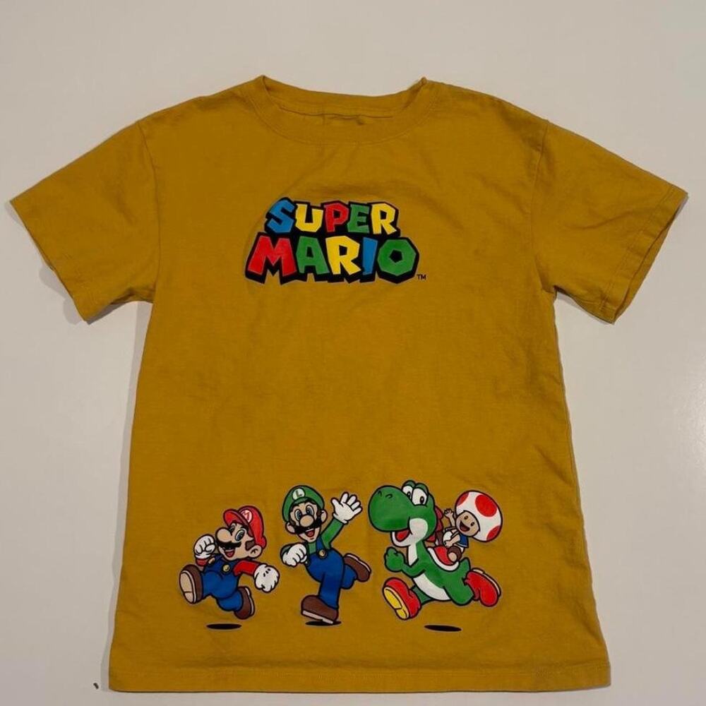 Nintendo super mario graphic t